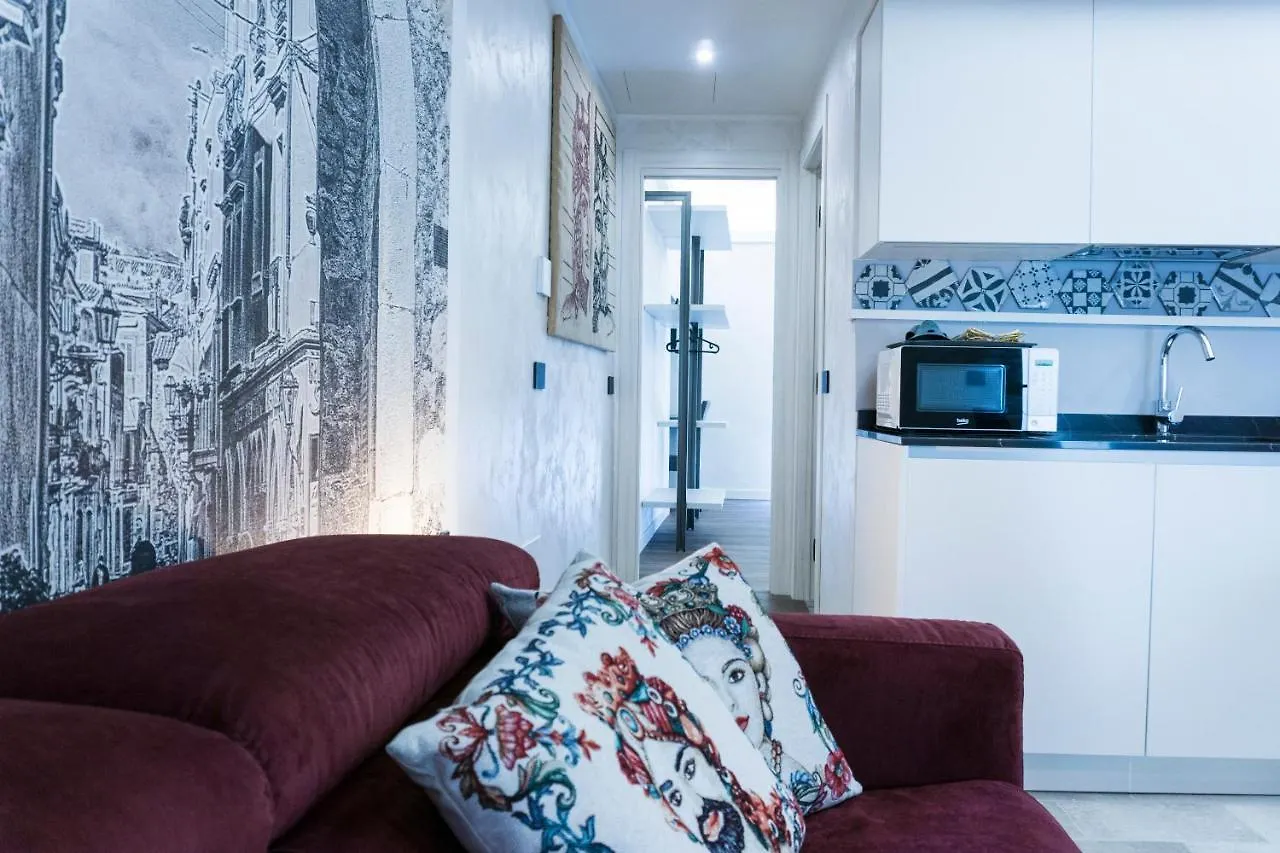 The Nest - Taormina Apartments 0*,  Italy